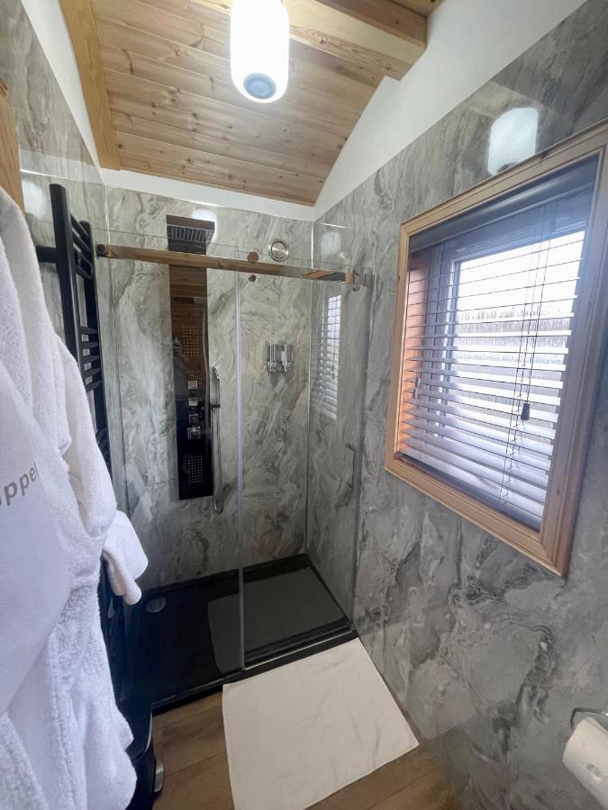 2 Sinclair Bay Lodges Keiss Eksteriør bilde